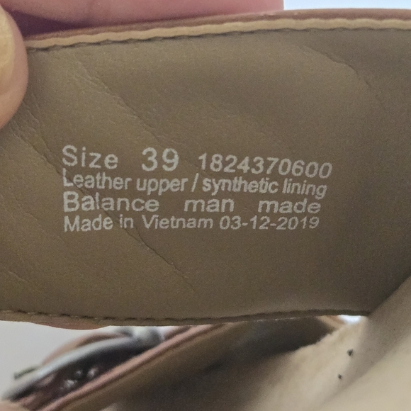 Dansko Leeann Wedge Sandals Tan Leather buckles slip on EU 39 US 8/8.5 - Picture 4 of 7